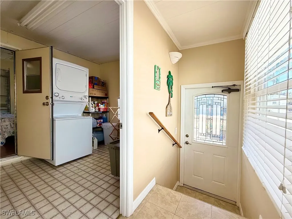 531 Cheetah Drive Naples FL 34114