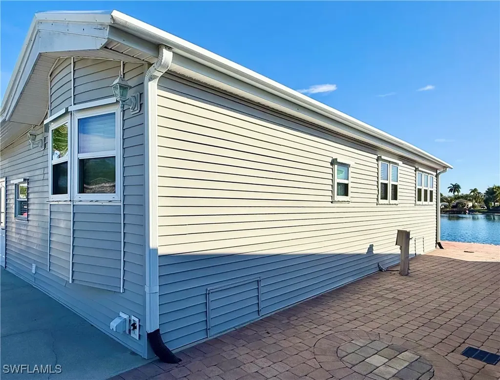 531 Cheetah Drive Naples FL 34114