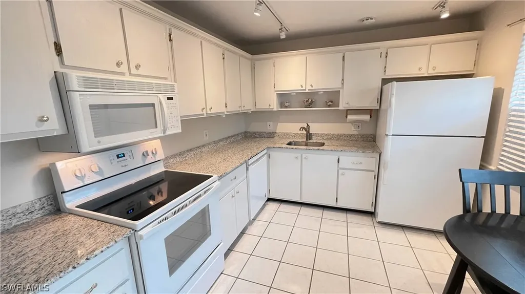 801 Teryl Road Naples FL 34112