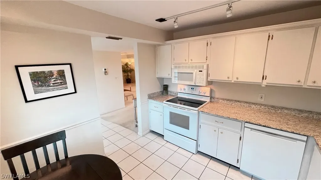 801 Teryl Road Naples FL 34112