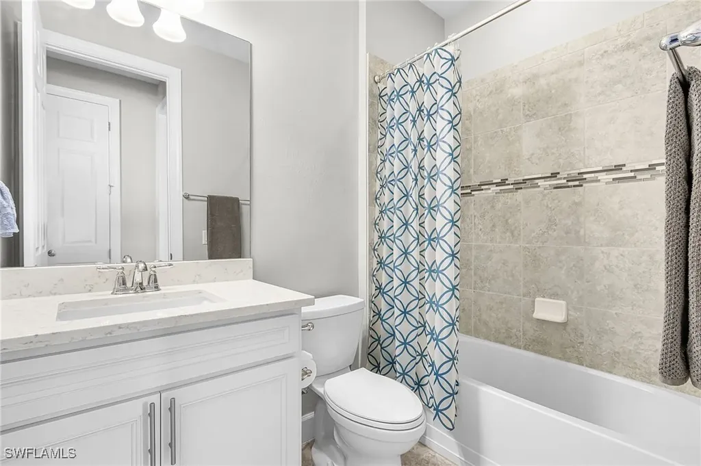 20131 Torch Key Way Estero FL 33928