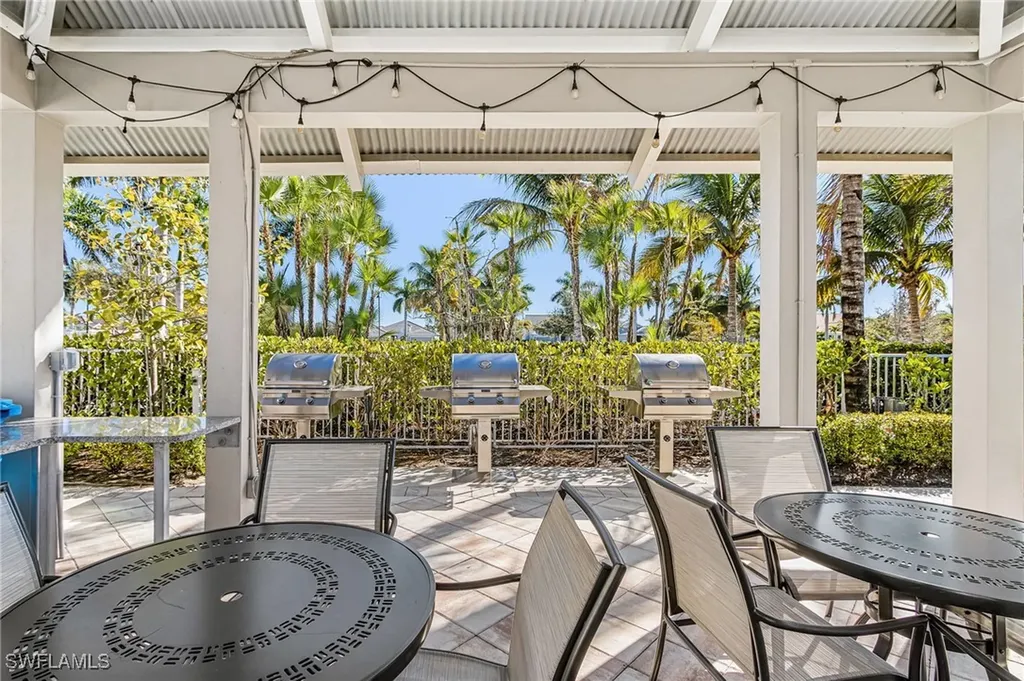 20131 Torch Key Way Estero FL 33928