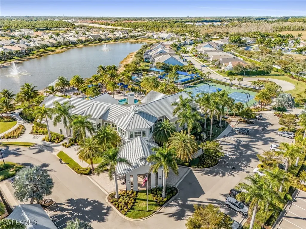 20131 Torch Key Way Estero FL 33928