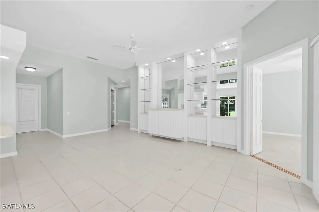 3000 Ellice Way Naples FL 34119