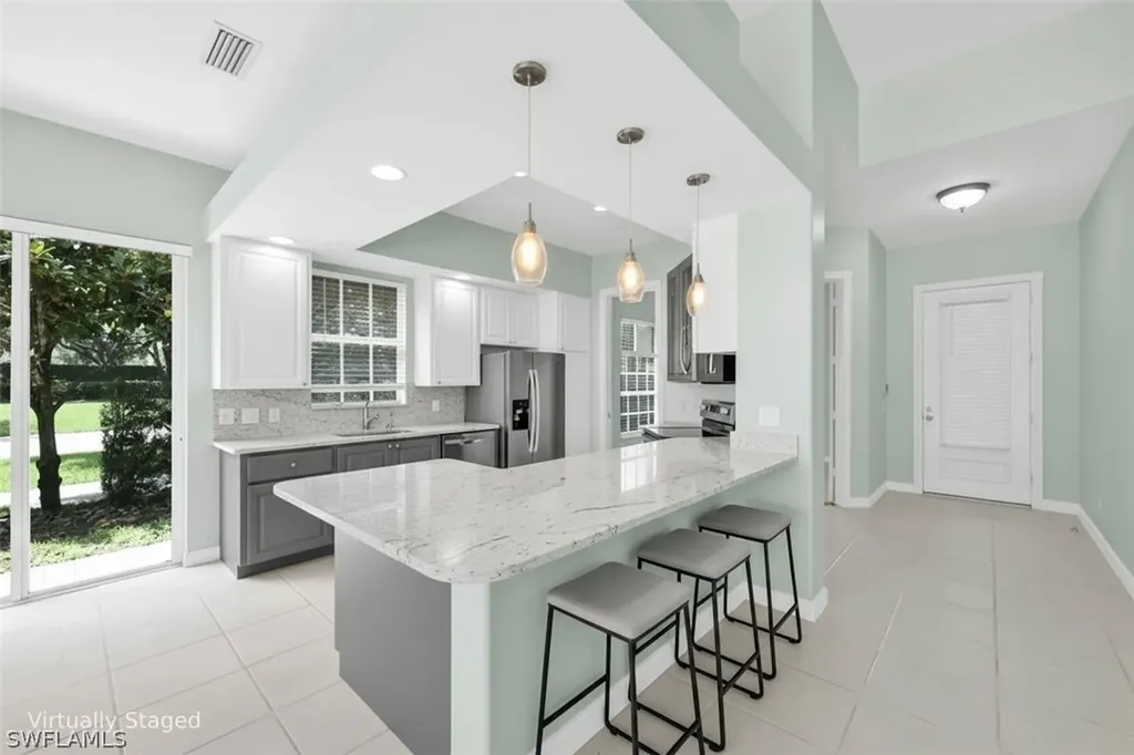 3000 Ellice Way Naples FL 34119
