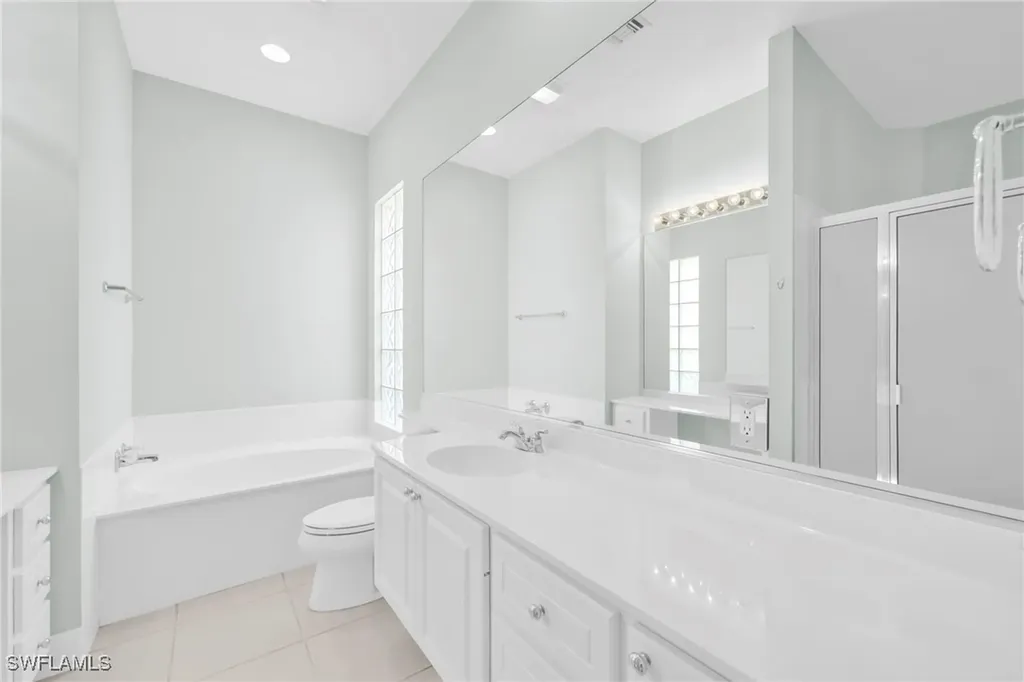 3000 Ellice Way Naples FL 34119