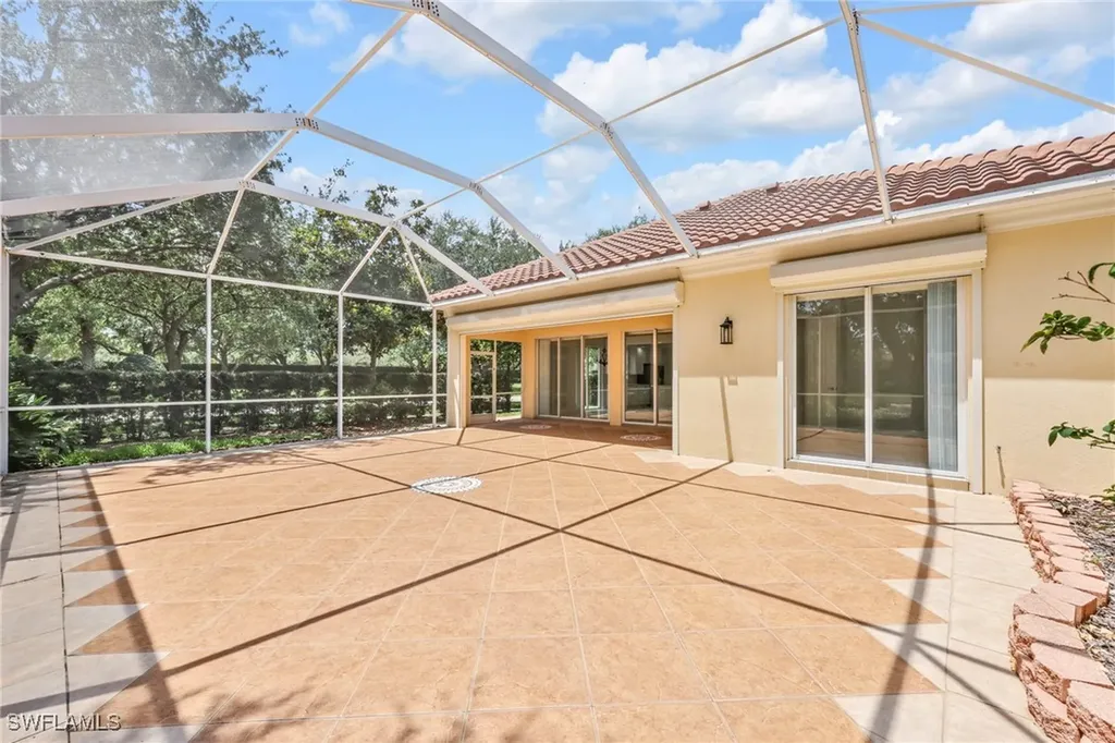 3000 Ellice Way Naples FL 34119