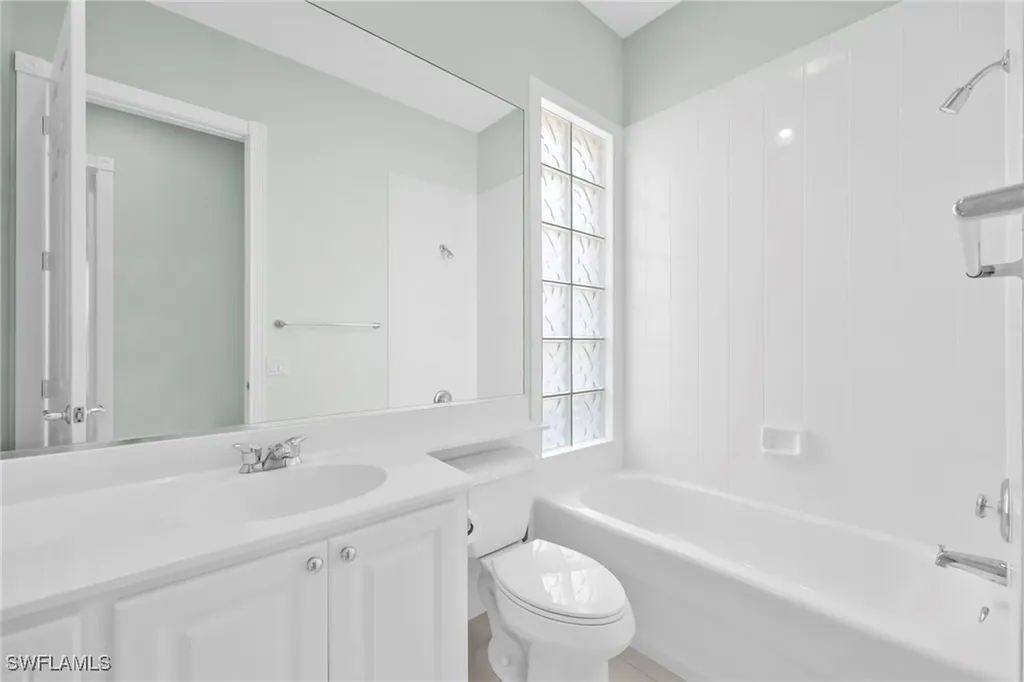 3000 Ellice Way Naples FL 34119