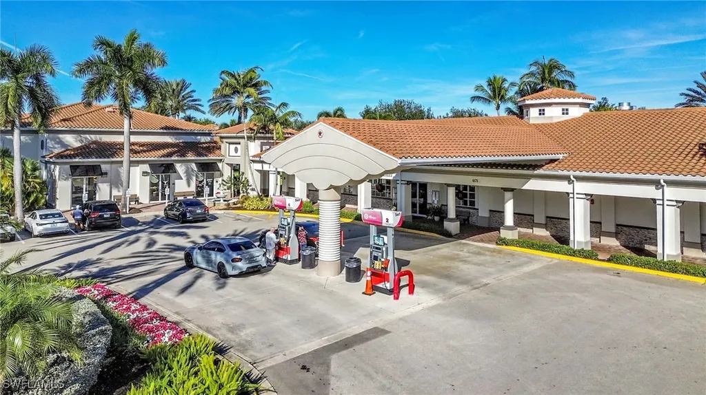 3000 Ellice Way Naples FL 34119