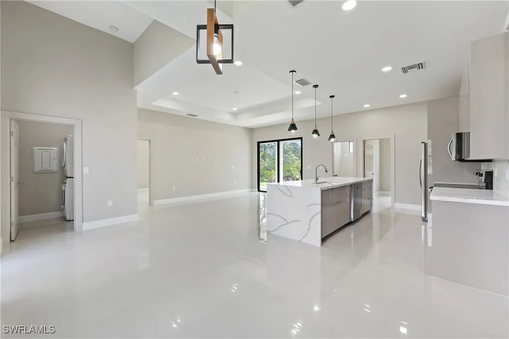 2903 37th Street W Lehigh Acres FL 33971