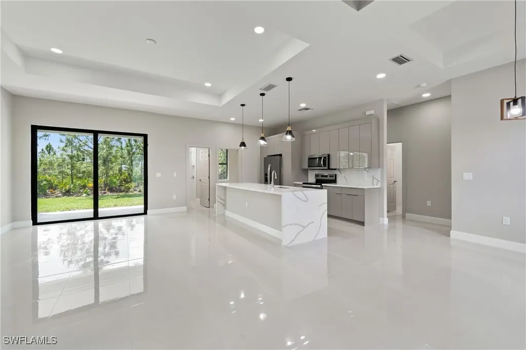 2903 37th Street W Lehigh Acres FL 33971