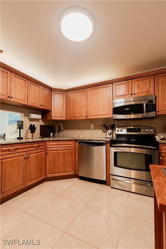 4200 Belair Lane Naples FL 34103