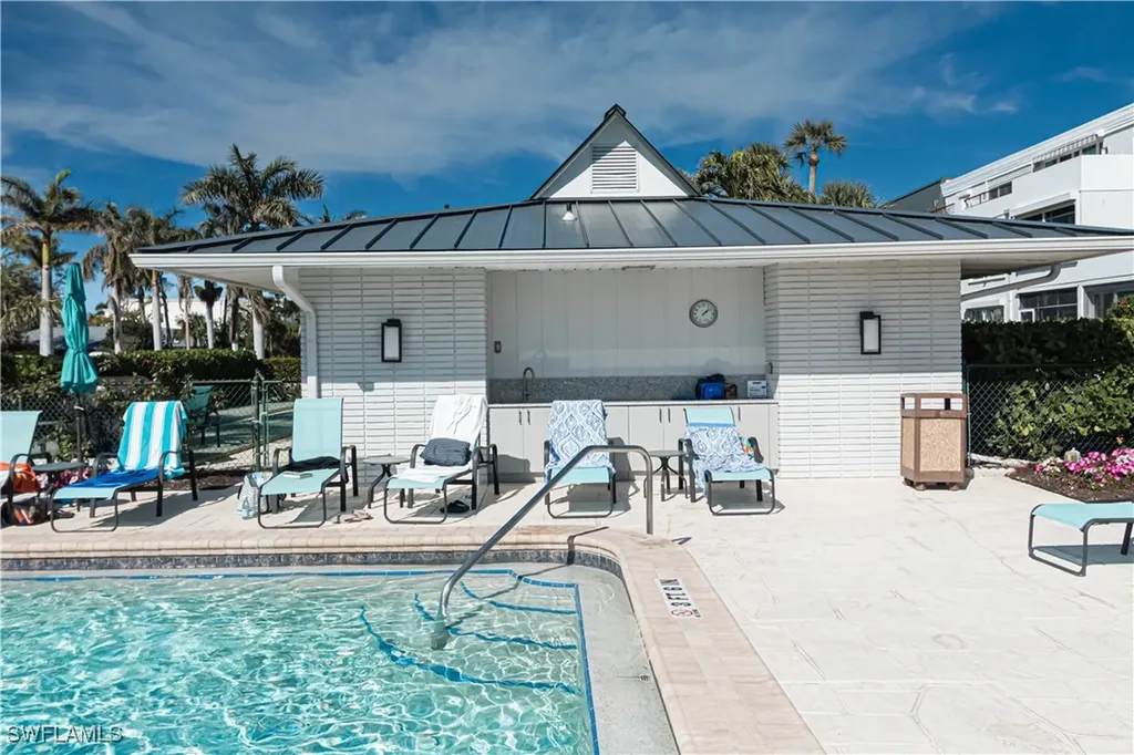 4200 Belair Lane Naples FL 34103