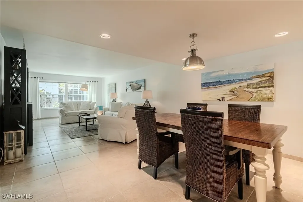 4200 Belair Lane Naples FL 34103