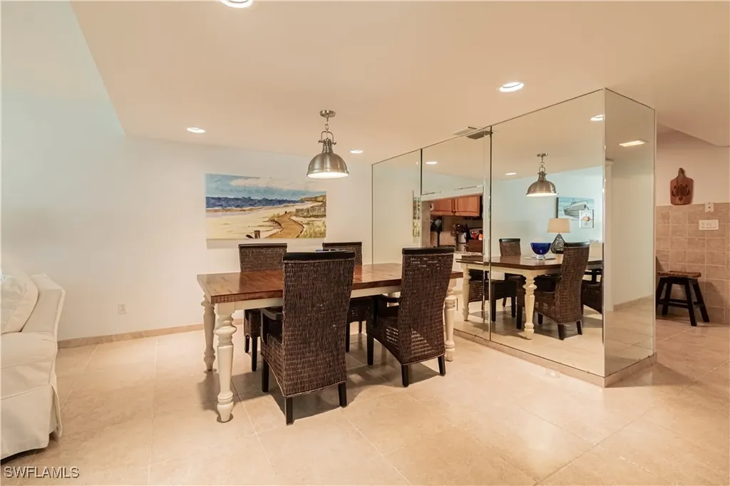 4200 Belair Lane Naples FL 34103