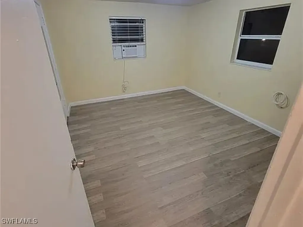5214 Sholtz Street Naples FL 34113