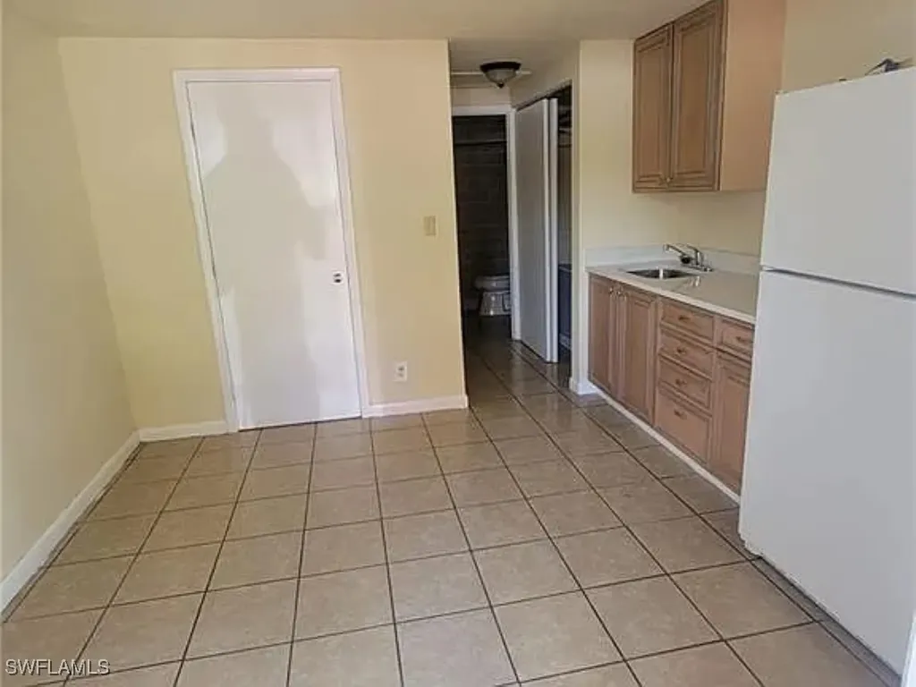 5214 Sholtz Street Naples FL 34113