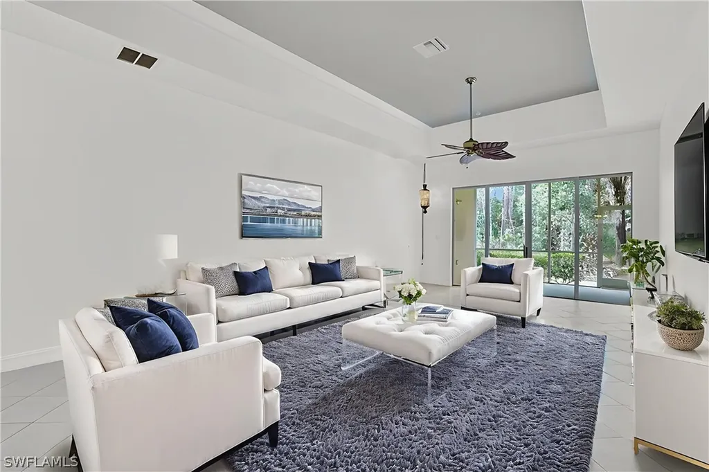 8206 Sanctuary Drive Naples FL 34104