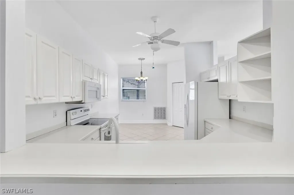 8206 Sanctuary Drive Naples FL 34104