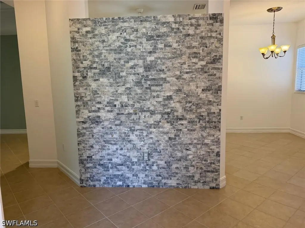 8206 Sanctuary Drive Naples FL 34104