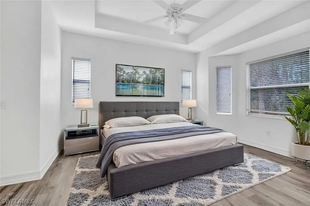 8206 Sanctuary Drive Naples FL 34104