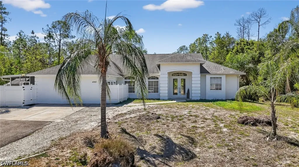 4340 Golden Gate Boulevard E Naples FL 34120
