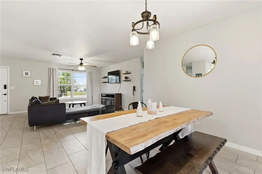 428 SW 33rd Terrace Cape Coral FL 33914