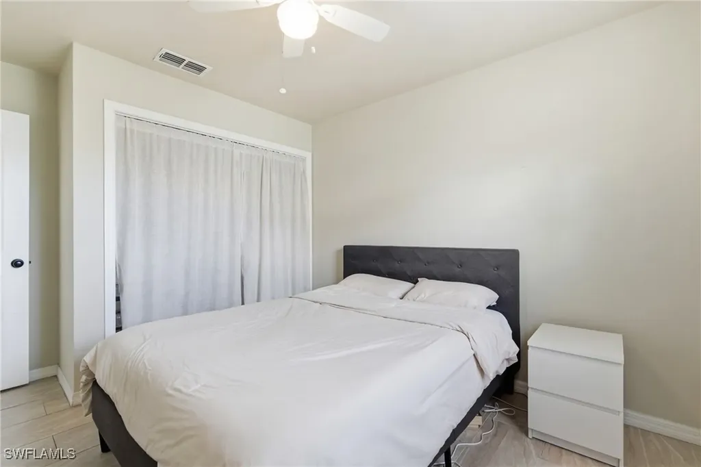 428 SW 33rd Terrace Cape Coral FL 33914