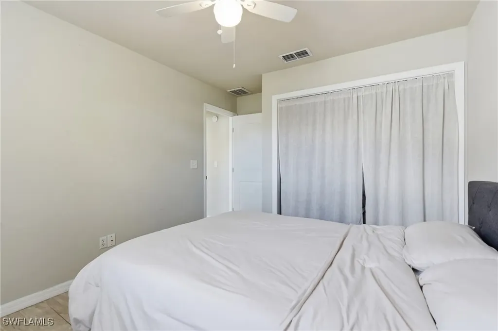428 SW 33rd Terrace Cape Coral FL 33914