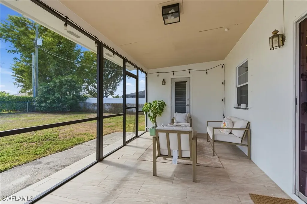 428 SW 33rd Terrace Cape Coral FL 33914