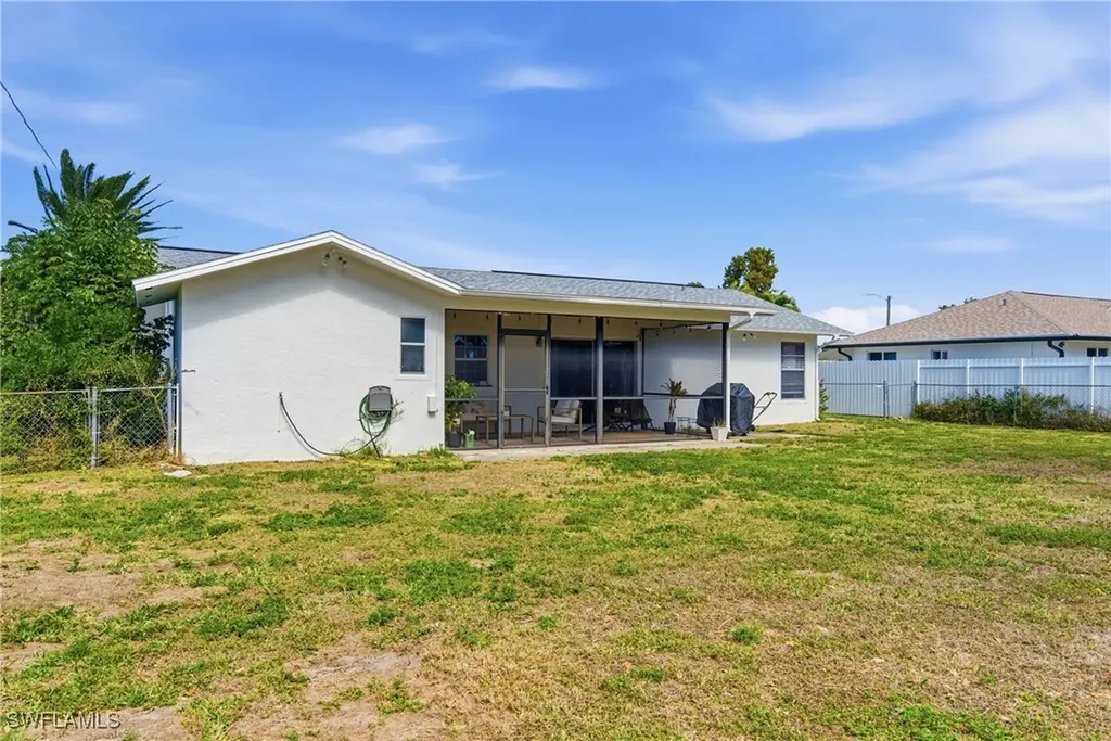 428 SW 33rd Terrace Cape Coral FL 33914