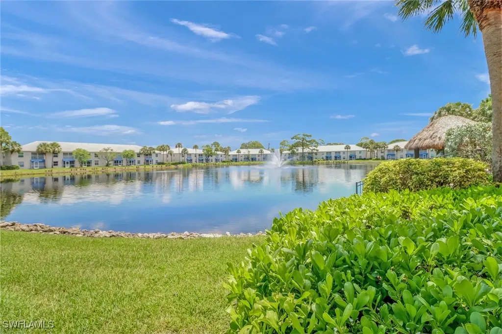 828 Gulf Pavilion Drive Naples FL 34108