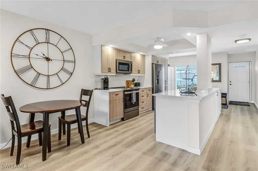 828 Gulf Pavilion Drive Naples FL 34108
