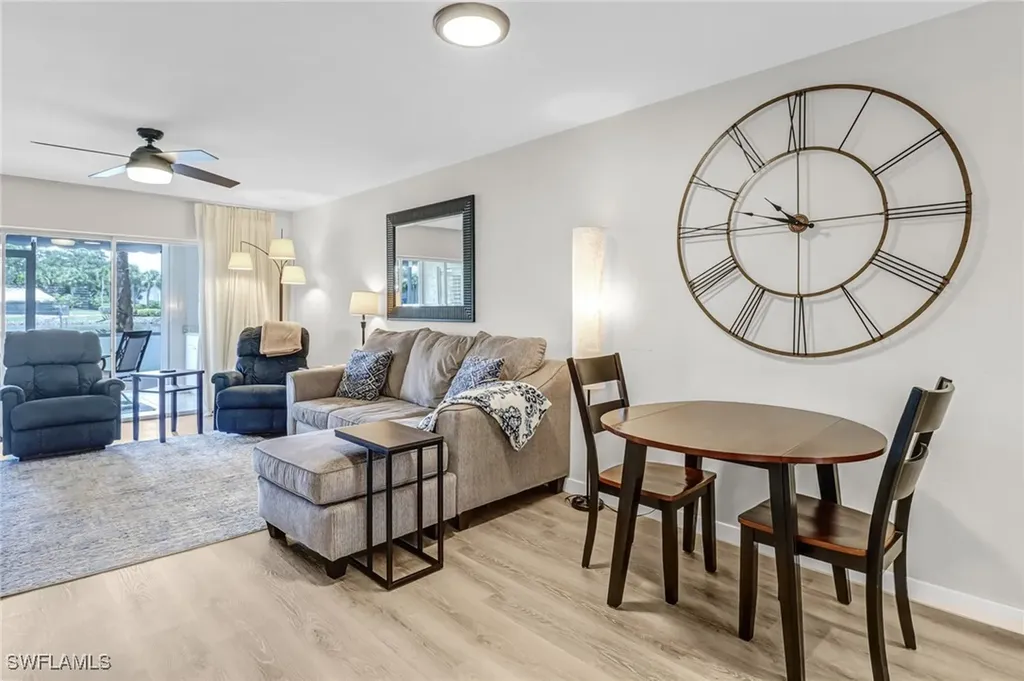828 Gulf Pavilion Drive Naples FL 34108