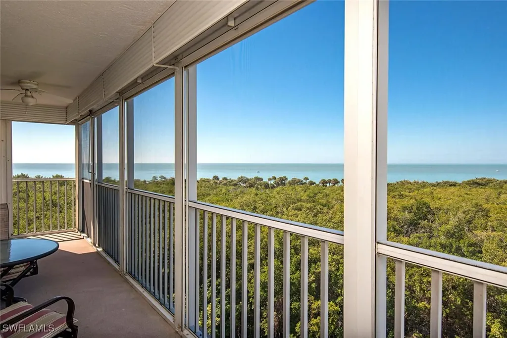 3 Bluebill Avenue Naples FL 34108