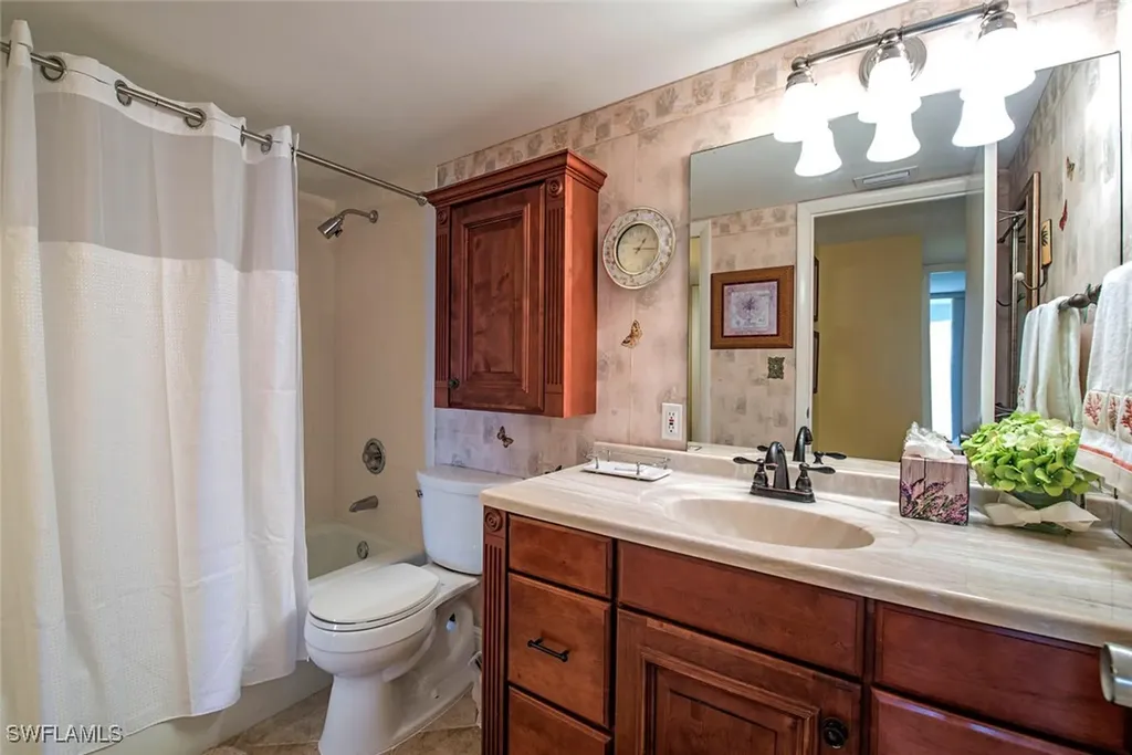 3 Bluebill Avenue Naples FL 34108