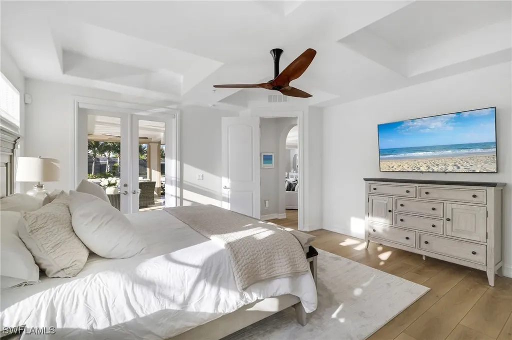 17740 Via Bella Acqua Court Miromar Lakes FL 33913