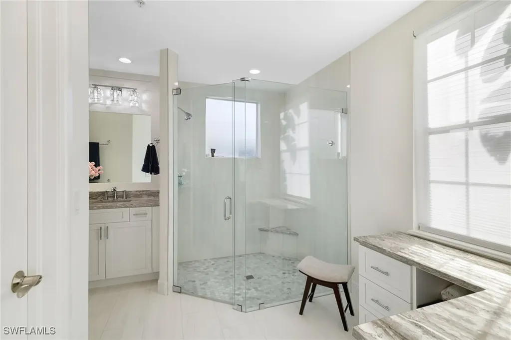 17740 Via Bella Acqua Court Miromar Lakes FL 33913