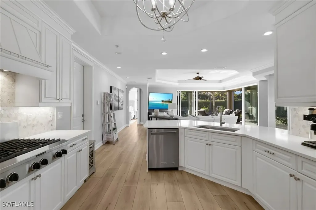 17740 Via Bella Acqua Court Miromar Lakes FL 33913