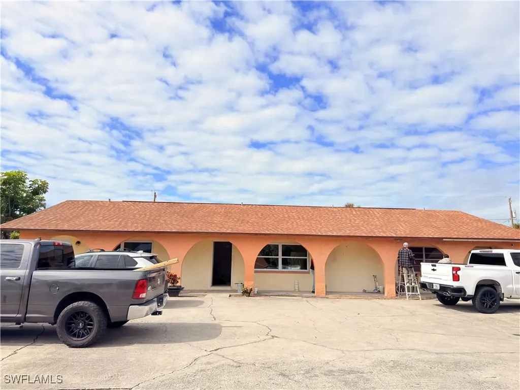 2241 Sunshine Boulevard Naples FL 34116
