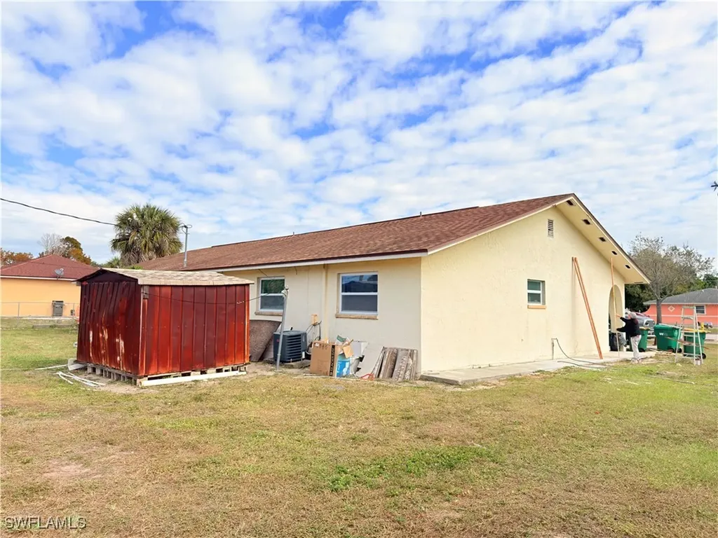2241 Sunshine Boulevard Naples FL 34116