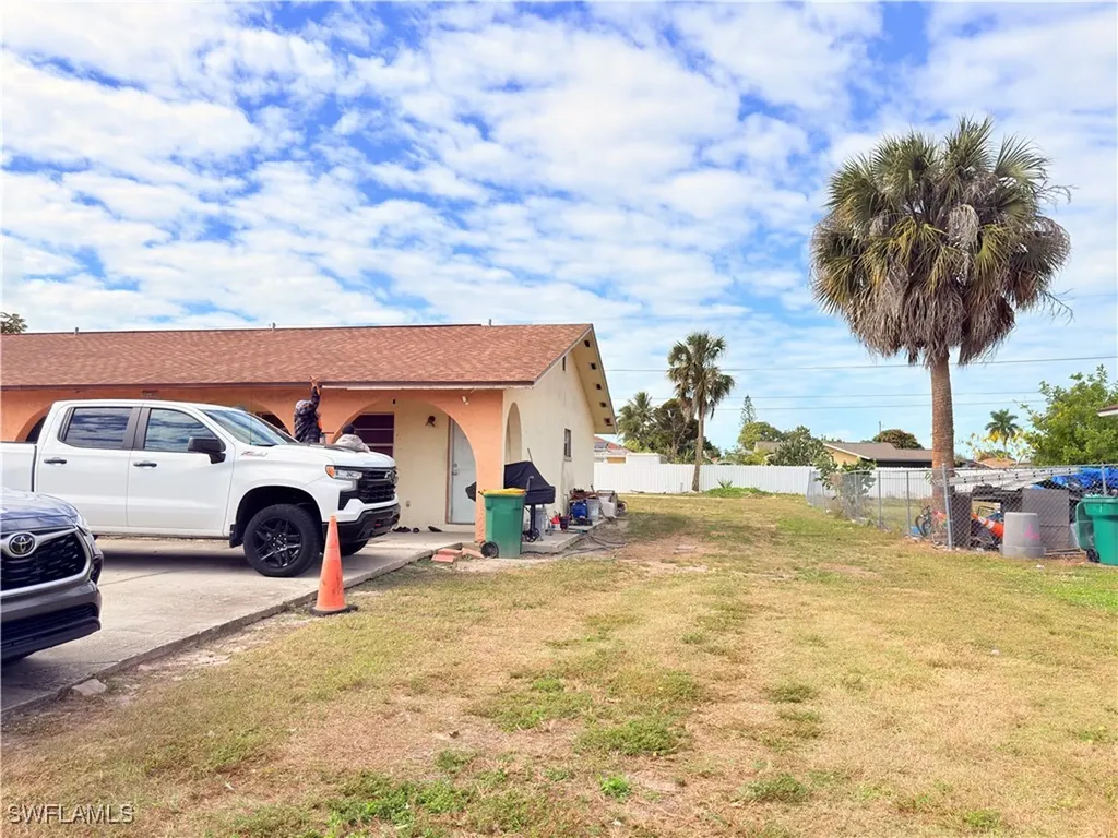 2241 Sunshine Boulevard Naples FL 34116