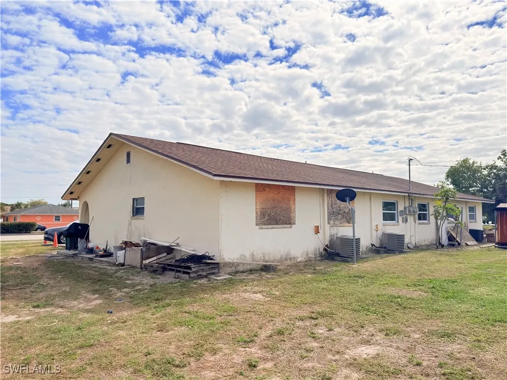 2241 Sunshine Boulevard Naples FL 34116