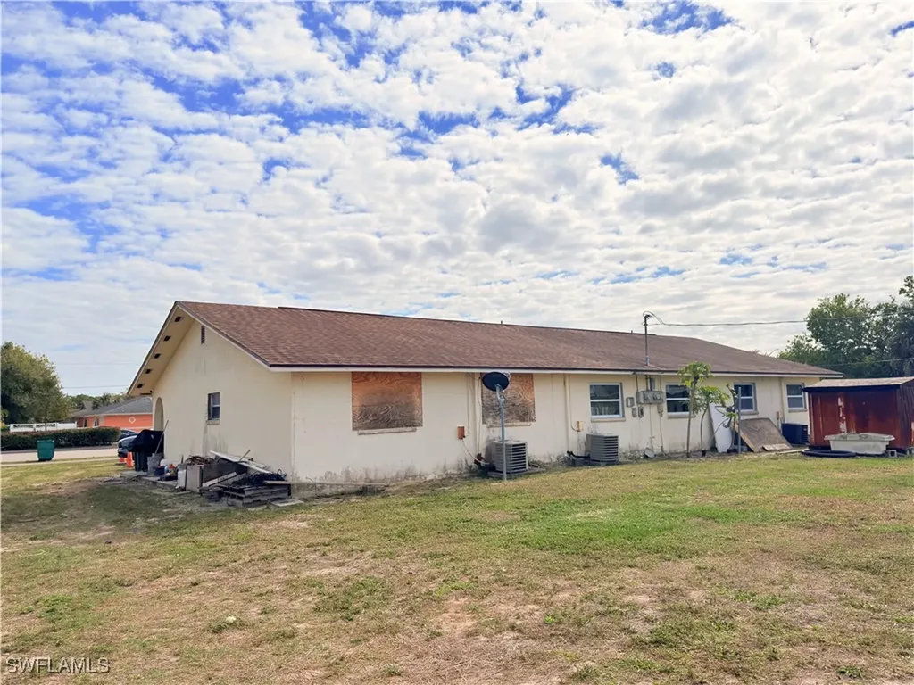 2241 Sunshine Boulevard Naples FL 34116