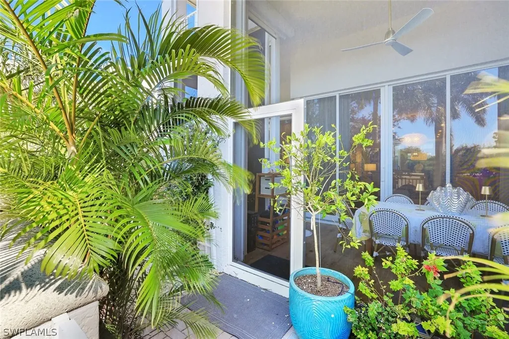 6849 Grenadier Boulevard Naples FL 34108