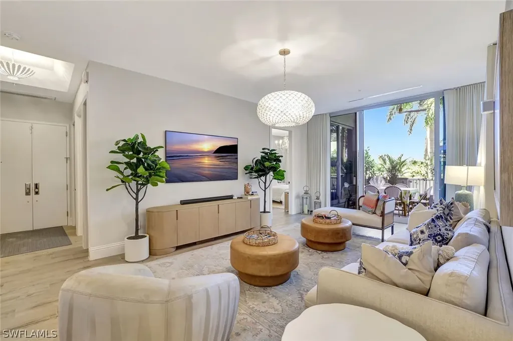 6849 Grenadier Boulevard Naples FL 34108