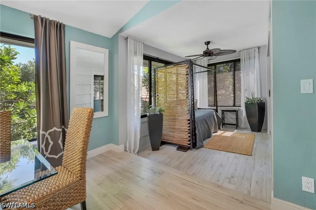 508 Courtside Drive Naples FL 34105