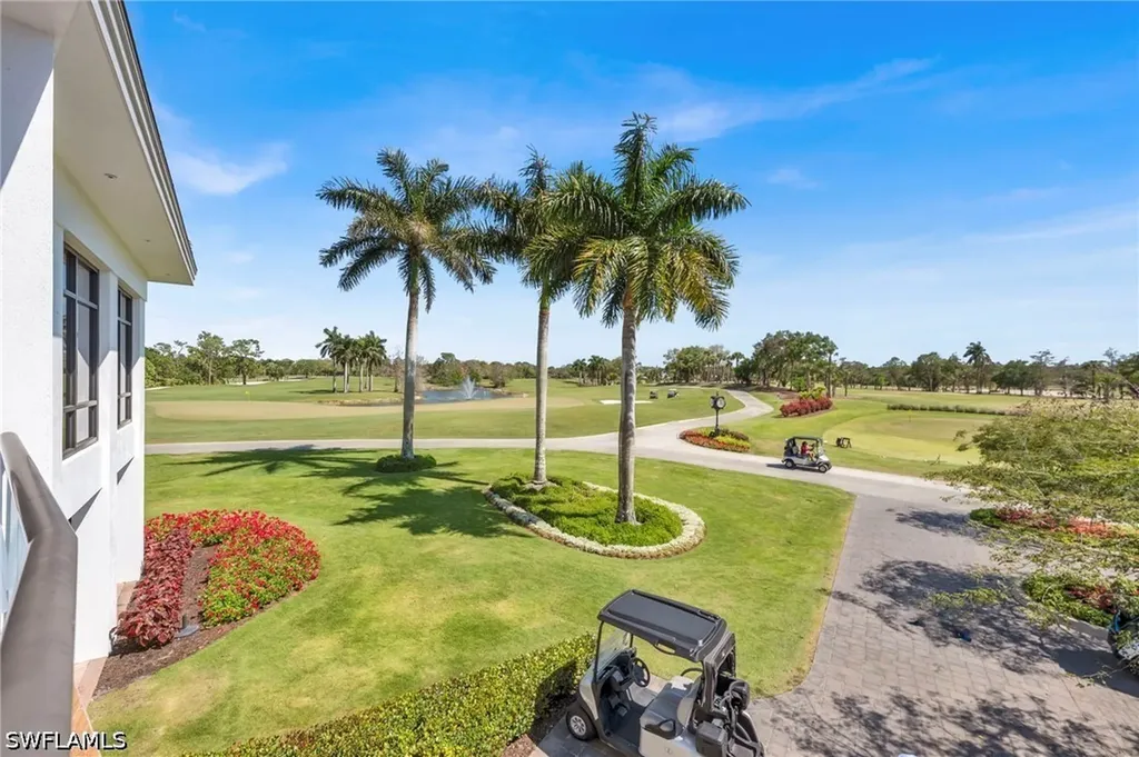 508 Courtside Drive Naples FL 34105