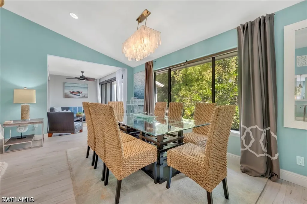 508 Courtside Drive Naples FL 34105