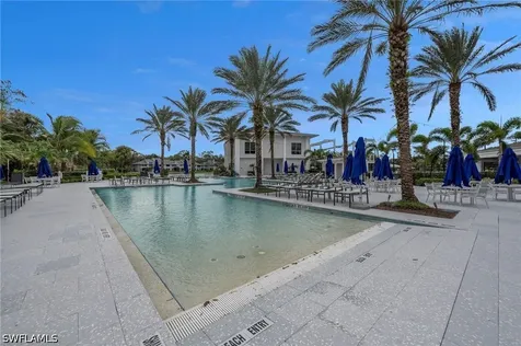 508 Courtside Drive Naples FL 34105